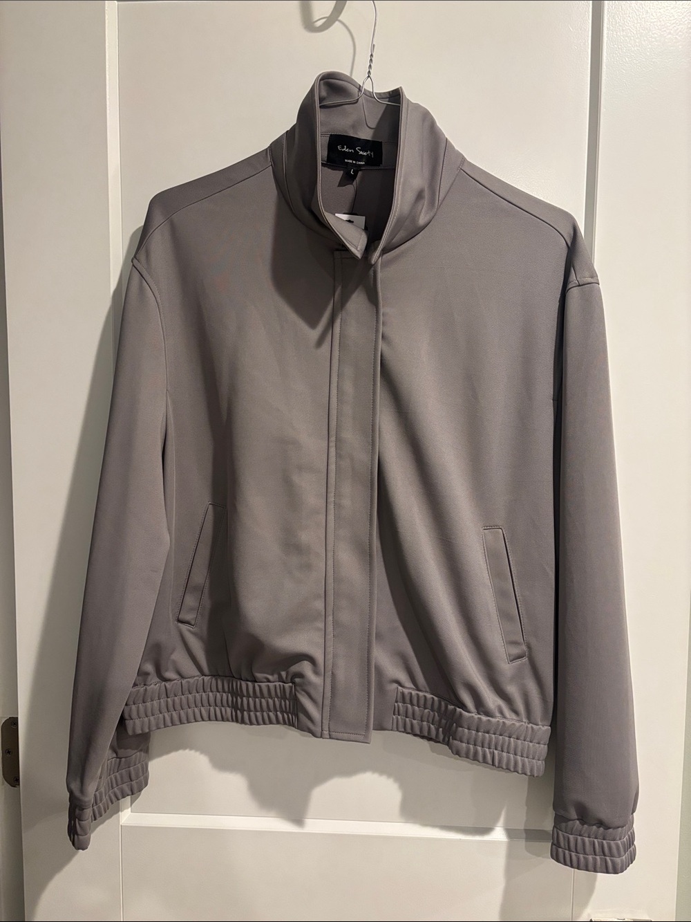 NEW Eden Society Women’s Full Zip Bomber Jacket Large